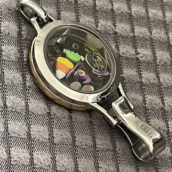 Origami Owl Lanyard Locket Silver Rose Gold Crystals Multiple Halloween Charms - Picture 11 of 13